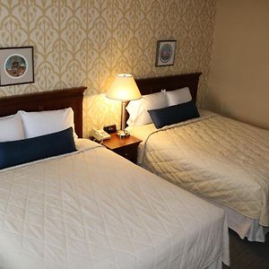 Queen Suite
